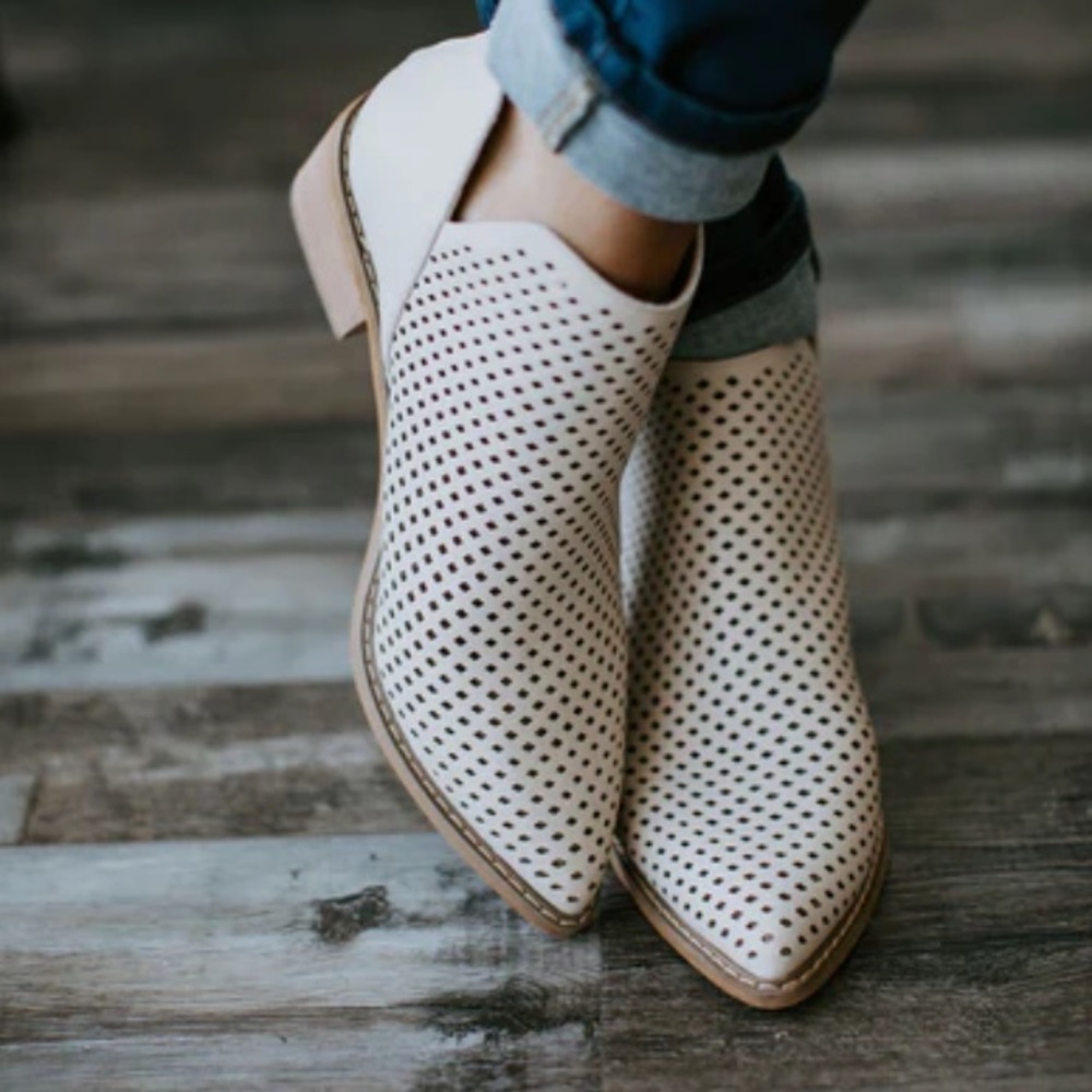 Miim perforated booties